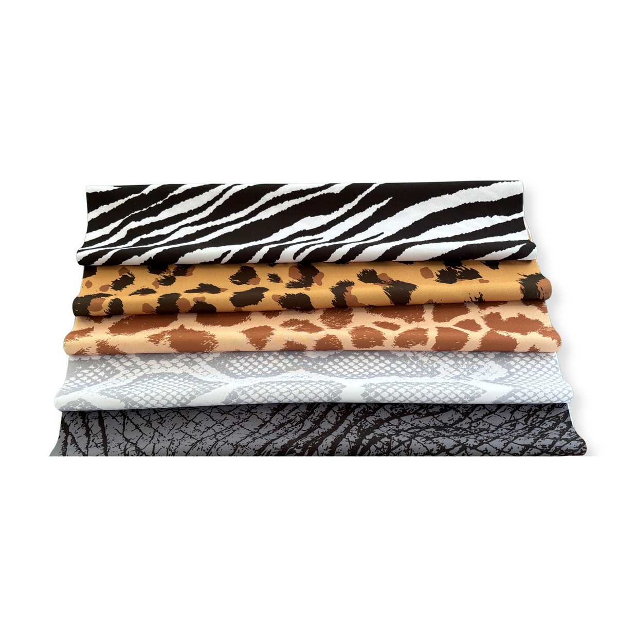 Animal Print Contrast Drapes Set